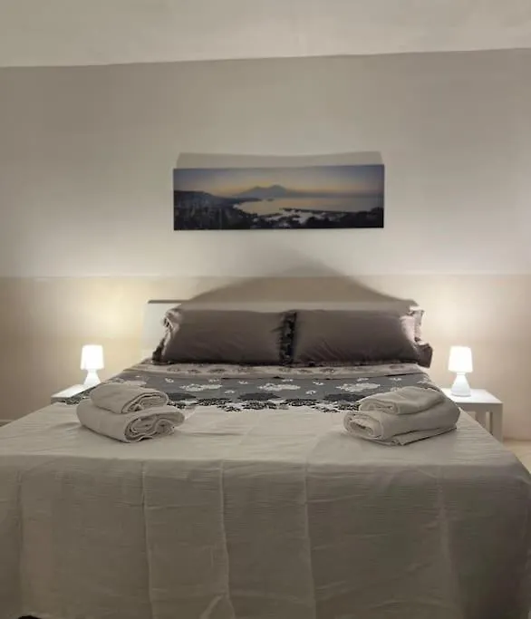 Casa Elena - Casa Vacanze Napoli Centro Villa 0*, Naples