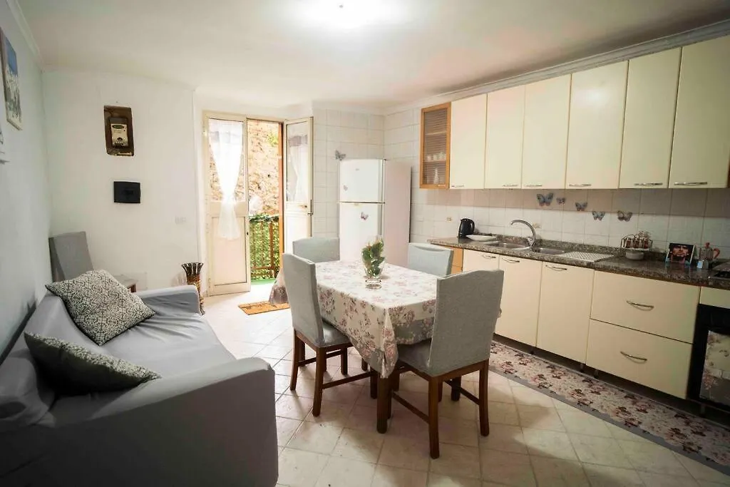 Holiday home Casa Elena - Casa Vacanze Napoli Centro Villa