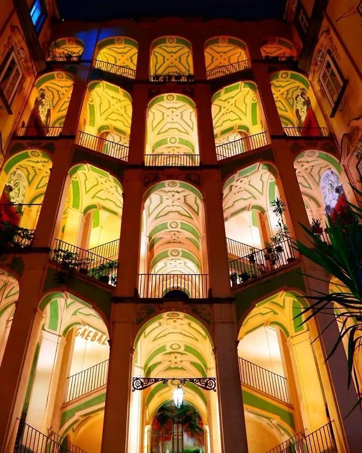 Casa Elena - Casa Vacanze Napoli Centro Villa